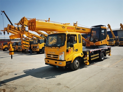 全新升級款 唐駿10噸吊車臂長和高度 10噸小吊車多少錢一臺